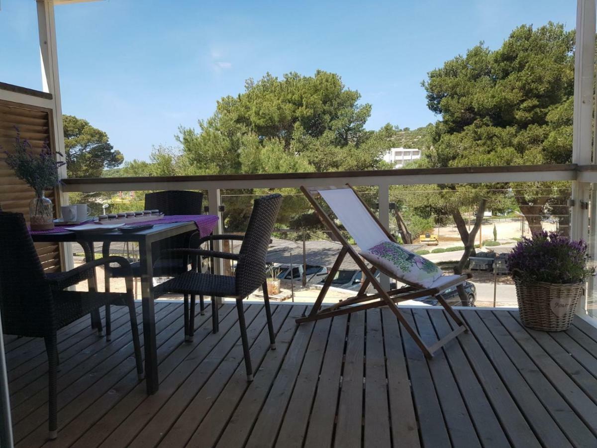 Hotel Camp Rehut Murter Exterior foto